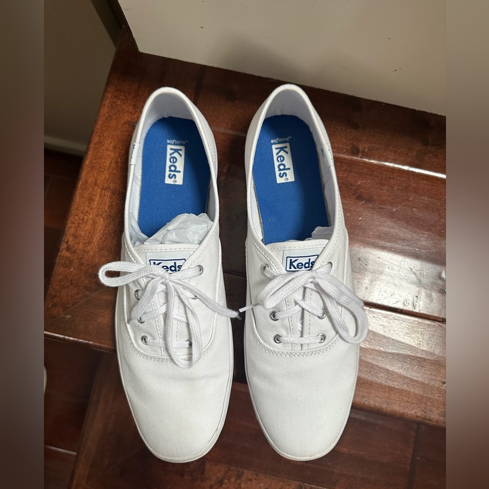Keds Champion Originals Lace-Up white women’s size 11